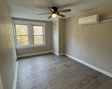 1718 14th Street - Photo Thumbnail 12