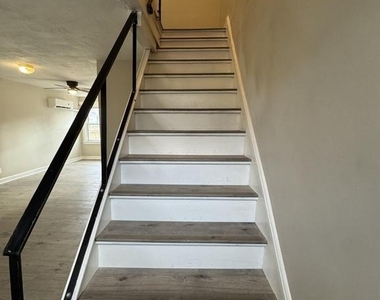 1718 14th Street - Photo Thumbnail 6