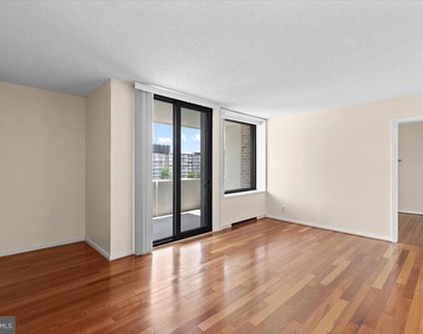 1250 4th Street Sw - Photo Thumbnail 4