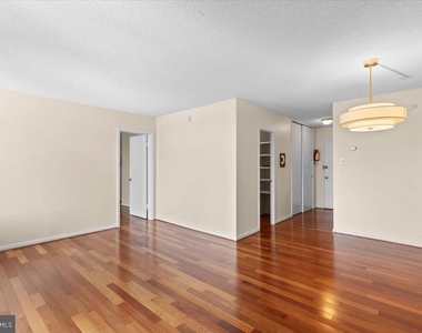 1250 4th Street Sw - Photo Thumbnail 5