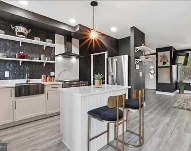 939 15th Street Se - Photo Thumbnail 9