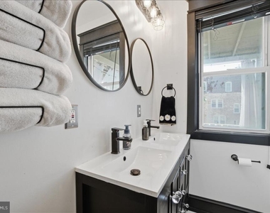 939 15th Street Se - Photo Thumbnail 15