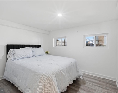 939 15th Street Se - Photo Thumbnail 16