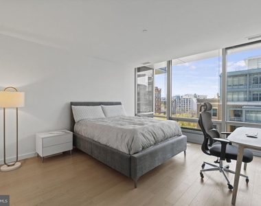 1111 24th Street Nw - Photo Thumbnail 13