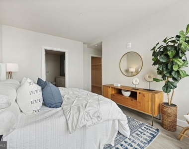 1331 Maryland Ave Sw - Photo Thumbnail 9