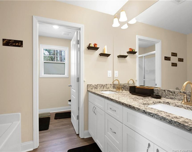 540b Hilliard Drive - Photo Thumbnail 14