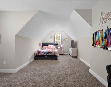 540b Hilliard Drive - Photo Thumbnail 17