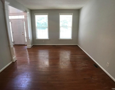 114 Hidden Rock Court - Photo Thumbnail 4