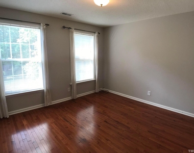 114 Hidden Rock Court - Photo Thumbnail 18