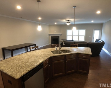 5505 Nur Lane - Photo Thumbnail 4