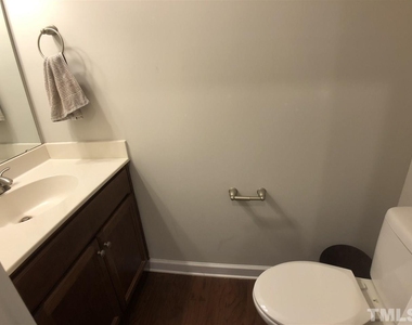 5505 Nur Lane - Photo Thumbnail 7