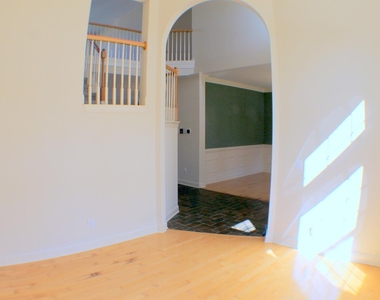 10109 Darling Street - Photo Thumbnail 35