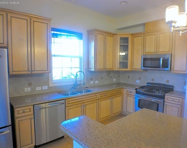10109 Darling Street - Photo Thumbnail 7