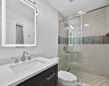 1112 Stonehedge Avenue - Photo Thumbnail 15