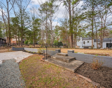 1112 Stonehedge Avenue - Photo Thumbnail 37