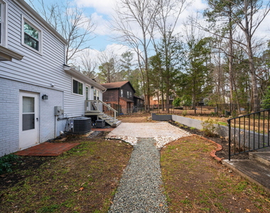 1112 Stonehedge Avenue - Photo Thumbnail 38