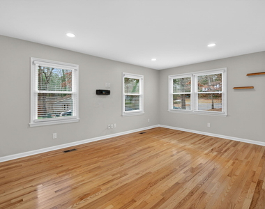 1112 Stonehedge Avenue - Photo Thumbnail 1