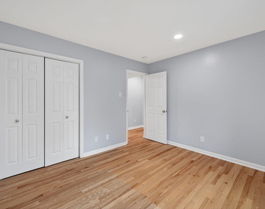 1112 Stonehedge Avenue - Photo Thumbnail 19