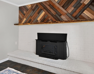1112 Stonehedge Avenue - Photo Thumbnail 26