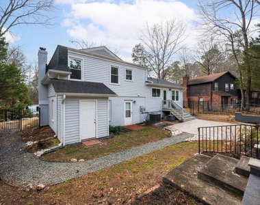 1112 Stonehedge Avenue - Photo Thumbnail 39