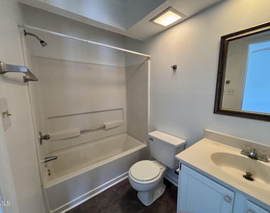 1446 Cimarron Parkway - Photo Thumbnail 11