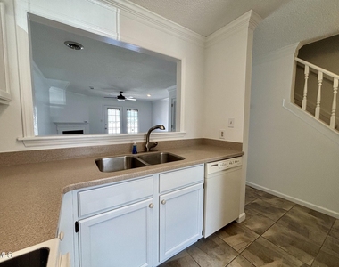 1446 Cimarron Parkway - Photo Thumbnail 7