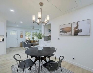 11403 Leander St - Photo Thumbnail 6