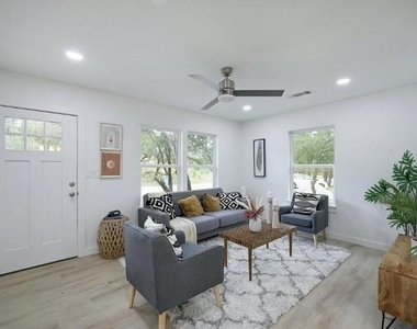 11403 Leander St - Photo Thumbnail 1