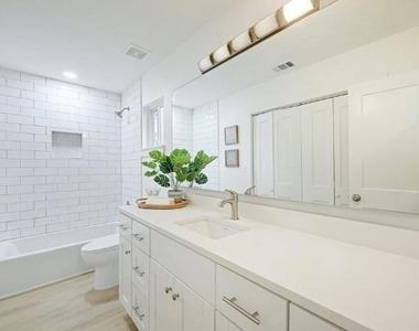 11403 Leander St - Photo Thumbnail 14