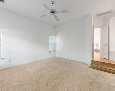 1621 Maggie Mayes St - Photo Thumbnail 21