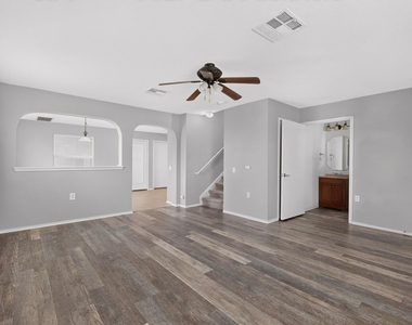 13528 Briarcreek Loop - Photo Thumbnail 5