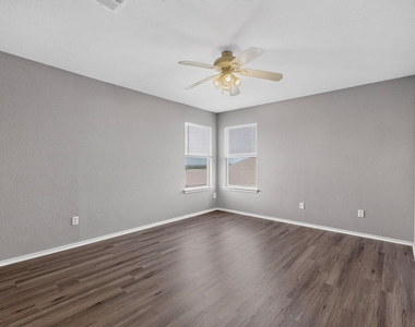 13528 Briarcreek Loop - Photo Thumbnail 14