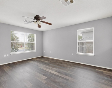 13528 Briarcreek Loop - Photo Thumbnail 6