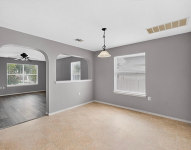 13528 Briarcreek Loop - Photo Thumbnail 7