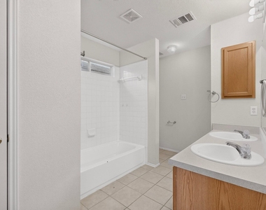 13528 Briarcreek Loop - Photo Thumbnail 20