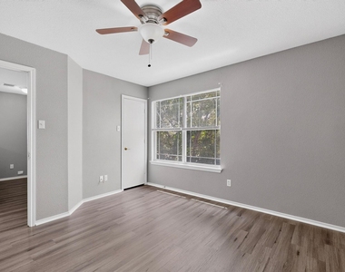 13528 Briarcreek Loop - Photo Thumbnail 30
