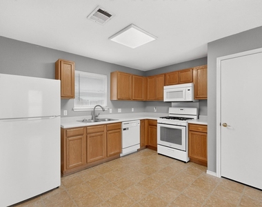 13528 Briarcreek Loop - Photo Thumbnail 10