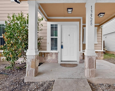 13528 Briarcreek Loop - Photo Thumbnail 2