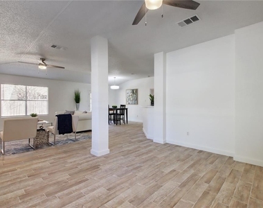1502 Mayapple St - Photo Thumbnail 7