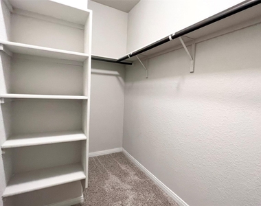 105 Naset Dr - Photo Thumbnail 28
