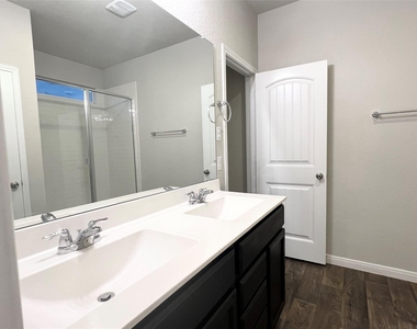 105 Naset Dr - Photo Thumbnail 25