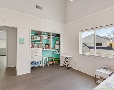 5606 Sedgefield Dr - Photo Thumbnail 19