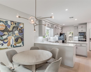 5606 Sedgefield Dr - Photo Thumbnail 10