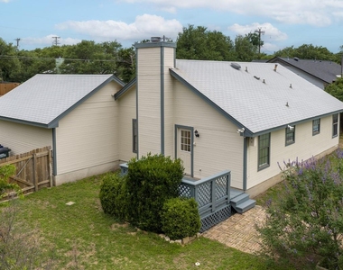 1702 Ireland Dr - Photo Thumbnail 22