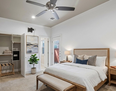 1315 W Anderson Ln - Photo Thumbnail 19