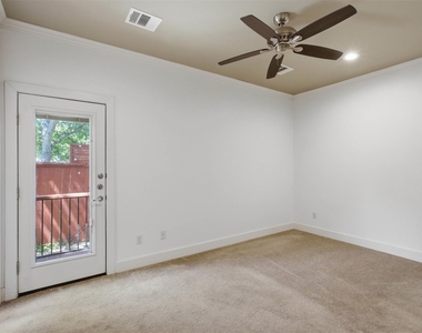1315 W Anderson Ln - Photo Thumbnail 20