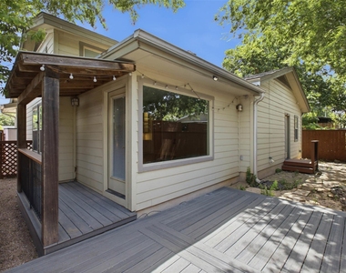 1315 W Anderson Ln - Photo Thumbnail 29