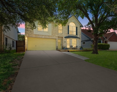 8715 Dandelion Trl - Photo Thumbnail 19