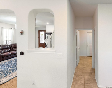 606 Screech Owl Dr - Photo Thumbnail 21
