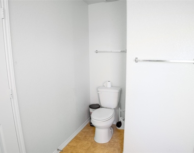 606 Screech Owl Dr - Photo Thumbnail 10